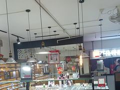 -罗伯特眼镜·蔡司官方授权(罗湖国贸店)