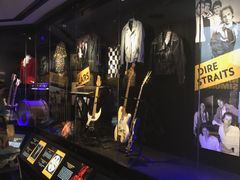 -摇滚乐名人堂博物馆