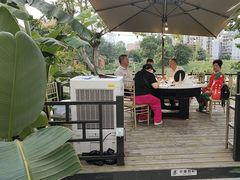 -茅草房·河畔园林火锅