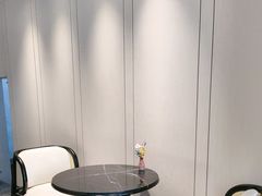 -雲宜贵宾舍酒店(深圳龙东地铁站店)