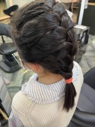 -丁和李朴美发沙龙