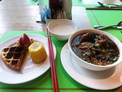 -臻鲜燕海鲜融合餐厅(金陵style店)