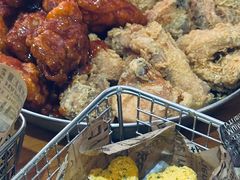 -BHC炸鸡(明洞总店)