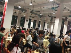 大堂-标记美食新鲜猪杂(兴南大道店)