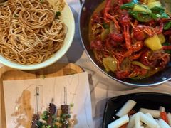 -巴厘龙虾·榜首油焖大虾(音乐学院·沿江酒馆店)