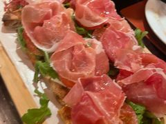 -卡佩罗意大利餐厅及酒吧Al Cappello Trattoria