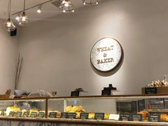面包甜点陈列柜-WHEAT&BAKER-麥(凯德来福士店)