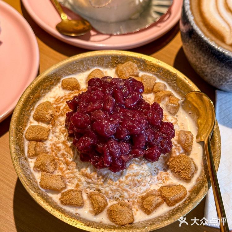 夏日炎炎，怎能不来上一口绵绵冰呢？