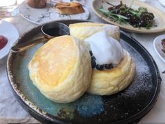黑糖珍珠奶油热香饼-The Rug Cafe(王府中环店)