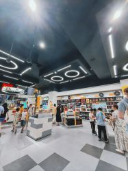 -乐高品牌旗舰店(人民广场店)