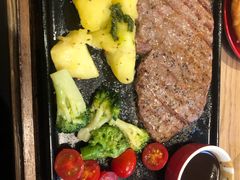 -必胜客(新中纬店)