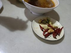 -卢老鸭饭店(楚雄到昆明方向店)