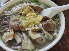 -潮镇老尾牛杂(环城西路店)