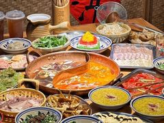 -洱火云南酸菜牛肉火锅(石景山当代商城店)