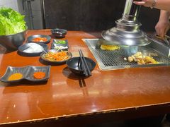 -肉甲韩国木炭烤肉(新壹街1店)