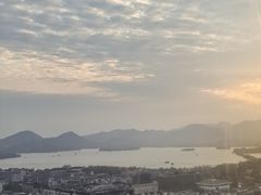 -Hi City·城市之巅