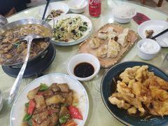 -鹤乡东北菜(崮山路店)