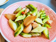 泡蒜拌黄瓜-宗氏一喜砂锅·特色湖北菜(楚河汉街店)