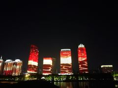-万绿园