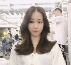 点击看大图 -COMO SALON 烫染可茉发型