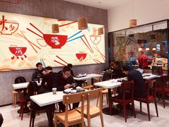 大堂-百事佳烧鸭牛腩(上海虹桥站店)