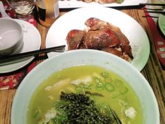 -胡桃里音乐餐厅(陶溪川店)(川湘赣菜·世界百大酒庄直供红酒·音乐表演)