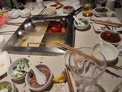 -海底捞火锅鲜切牛肉主题店(长寿路店)