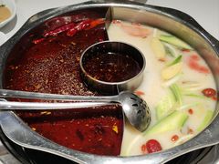 -佰人王串串香火锅(洋珠巷店)