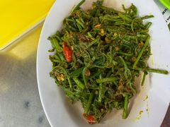 -明记烧鱼美味店