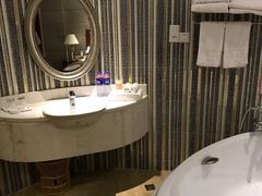 -上海华凯华美达广场酒店