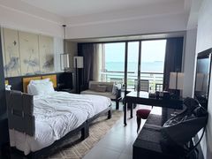 -三亚湾海居铂尔曼度假酒店