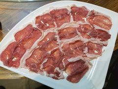 大刀鲜切羊上脑-南门四季铜锅涮肉(左家庄店)