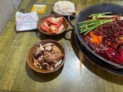 -黄潇洒老火锅(九眼桥宏济巷店)