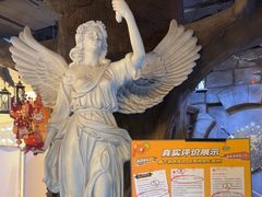 -暴风岛沉浸式体验馆(百联世纪店)