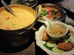 -大头虾越式风味餐厅(光明广场店)