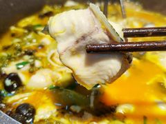 -东家小院金汤酸菜鱼(南阳路店)