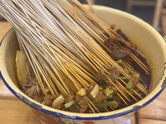 -拈签一笑黄牛肉辣卤串串