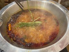-黔哆哆地摊酸汤火锅(清湖店)