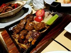 -穹六人间 people 6(岳阳路店)