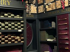 -九又四分之三站台哈利波特商店