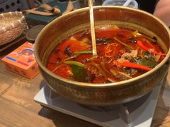 -毛肚向右·川渝毛肚王(经开永旺店)