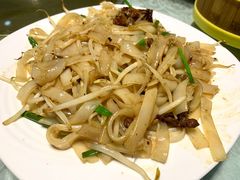 干炒牛河-芳姨广东砂锅粥(张庄路店)