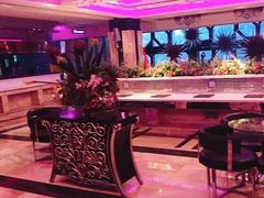 -蓝尊量贩(黄河路店)