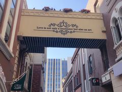 -鲁邦国际风情街(麦世达韩国精品百货店)