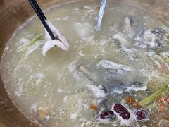 -颜氏双江清水鱼一养身火锅(磁器口店)