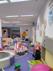 -孩子王童乐园(西安万象城店)