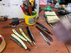 -兰建理发店