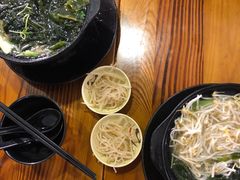 -丽虹云南过桥米线(兴工街店)