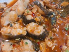 红烧鲫鱼-万景饭店·鱼街农家菜