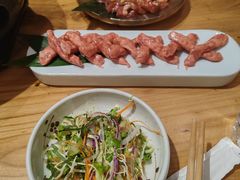 -青瓦餐厅·生鱼片·韩园烤肉(西塔店)